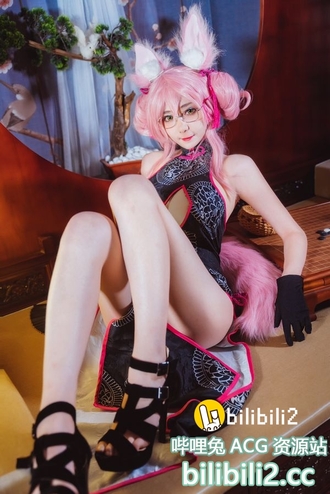 [Cosplay] [Cos]南桃Momoko-玉藻前旗袍 [87M]